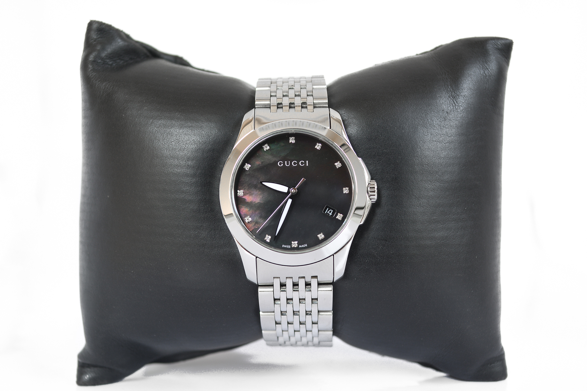 Gucci G Times Stainless Steel Quartz Ladies หน้ามุกดำ ฝังเพชร 12เม็ด (Sold)