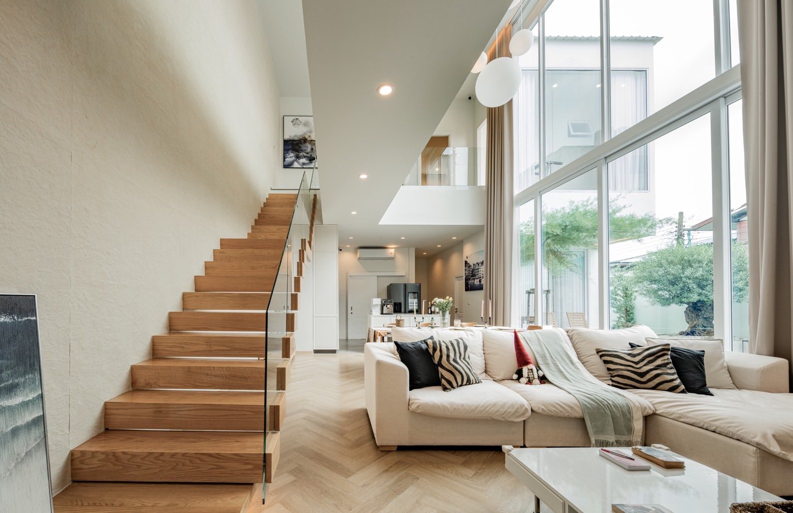 ขาย / ให้เช่าบ้านใหม่ สไตล์มินิมอล ลาดพร้าว 64 แยก 12 / For Sale & Rent Minimal House Ladprao 64 Soi 12 (English below)