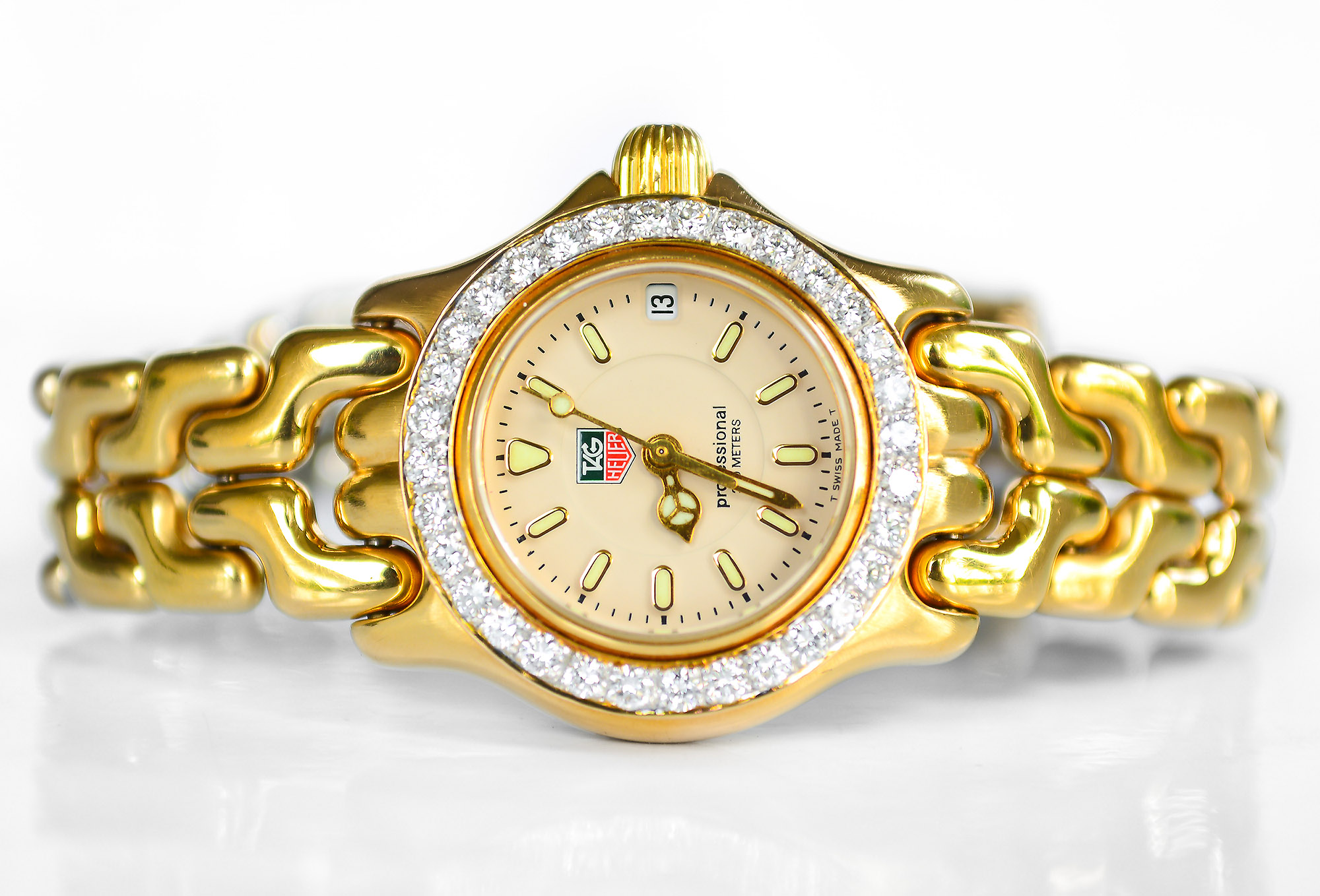 Tag Heuer ladysize ก้างปลา ขอบเพชร (Sold)
