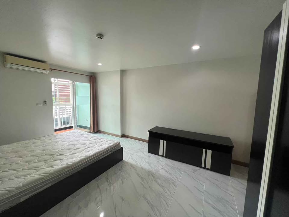 ด่วน! ให้เช่าคอนโด Regent Home Condo 9 Sukhumvit 64 (คอนโด รีเจ้นท์ โฮม 9 สุขุมวิท 64)