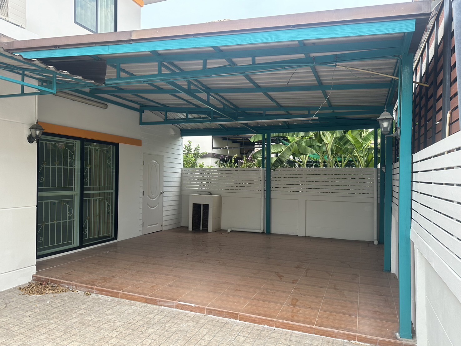 ขายบ้านเดี่ยวรีโนเวทใหม่ทั้งหลัง Baan Fah Piyarom Nesto - บ้านฟ้าปิยรมย์ เนสโต้ ลำลูกกา คลอง 6