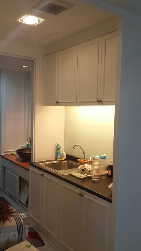 ขายคอนโด Lumpini Ville Prachachuen-Phongphet 1 ห้องนอน อาคาร A ชั้น 14 ห้อง 34 ตร.ม วิว ระเบียงสระว่ายน้ำ ขาย1.89 ล้านค่าโอนคนละครึ่ง ห้องสวยมาก(มีรูป)