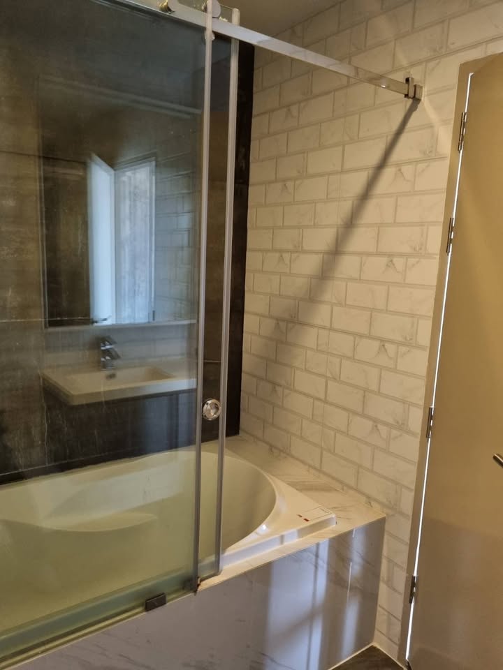 ✨ ให้เช่า The Unique Ekamai–Ramintra (เดอะ ยูนีค เอกมัย–รามอินทรา) ✨คอนโด Duplex 2 ชั้น พร้อมลิฟต์ส่วนตัว ตกแต่งสวย พร้อมอยู่ ทำเลสงบ เป็นส่วนตัว ใจกลางย่านเลียบด่วน