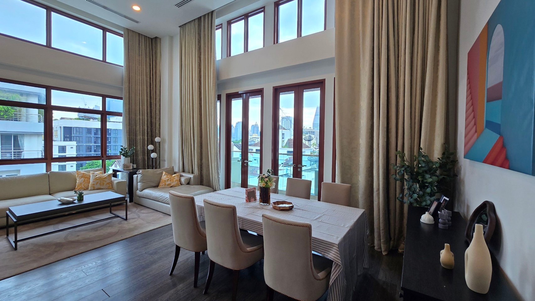 ✨ ให้เช่า คอนโด The Crest ร่วมฤดี (เดอะเครสท์ ร่วมฤดี) 📌 ใกล้ BTS เพลินจิต เดินเพียง 600 เมตร (ใช้เวลาประมาณ 7 นาที)