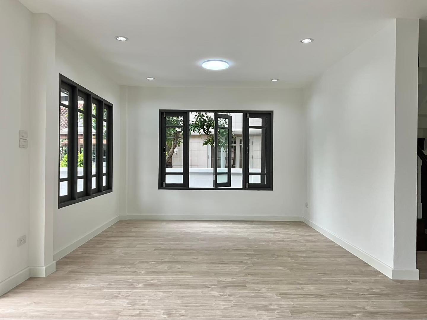 ด่วน! หลุดจอง บ้านเดี่ยว 2 ชั้น หนองจอก 70 ตรว. ราคาพิเศษ ฿3.29 ล้าน โอกาสสุดท้าย! เป็นเจ้าของบ้านเดี่ยวหลังใหญ่ โครงการ นันท์นลิน ปาร์คโฮม 3