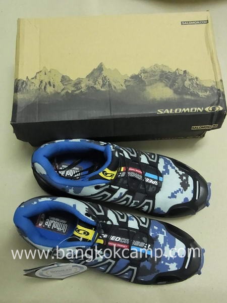 รองเท้าเดินป่า outdoor.. .Salomon... ใหม่.... Size42eur