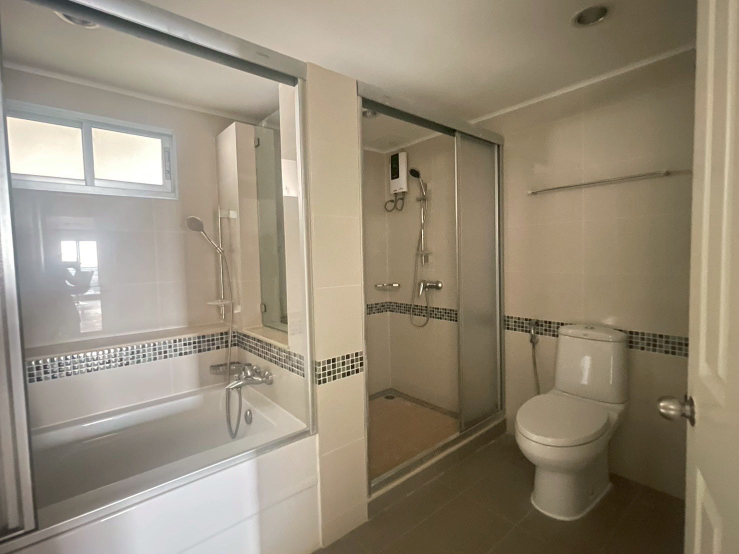 🏡✨ ให้เช่าคอนโด Lumpini Park Riverside Rama 3 (ลุมพินี พาร์ค ริเวอร์ไซด์ พระราม 3)