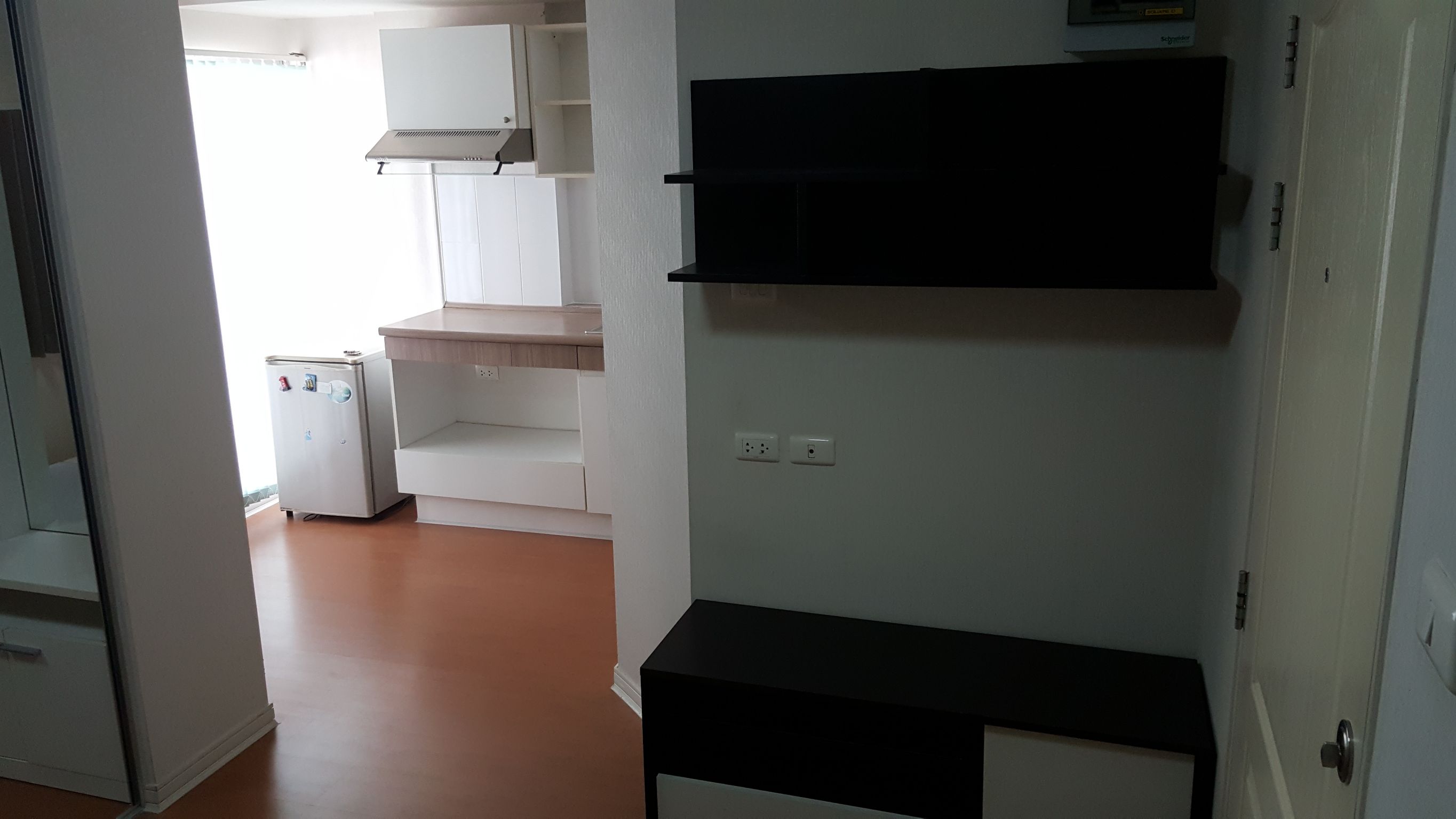 ขาย / เช่าคอนโด Lumpini Condo Town Bangkhae (ลุมพินี คอนโดทาวน์ บางแค) 1 ห้องนอน 1 ห้องน้ำ ขนาด 26 ตารางเมตร