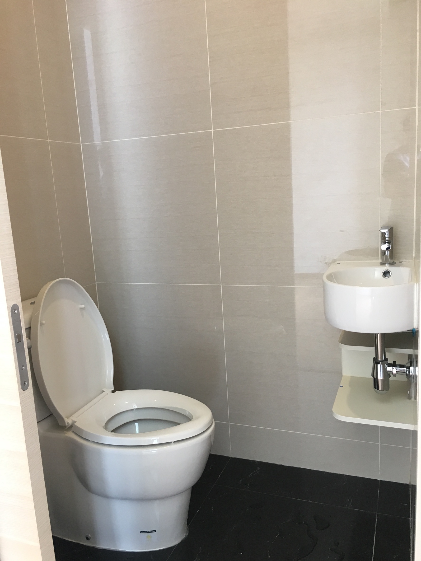 ขายดาวน์ The Park 24 เดอะ พาร์ค 24 สุขุมวิท 24 1 ห้องนอน 29.8 ตรม (Type 06) ชั้น 6 ตึก 3