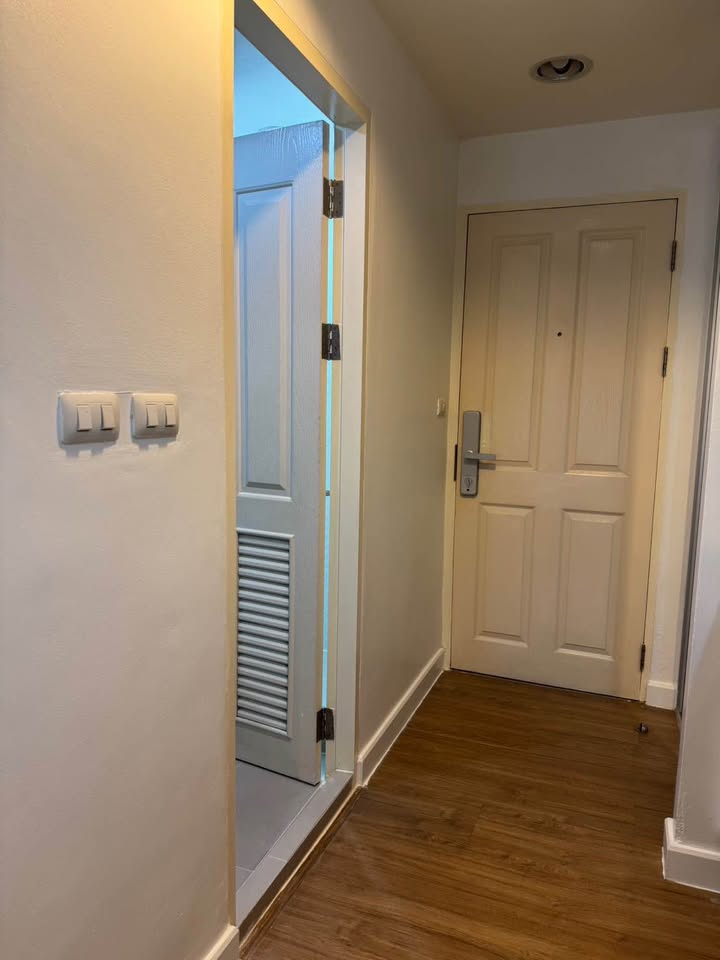 🔥 ให้เช่าด่วน! คอนโด The Kris 6 รัชดา 17 ห้อง Studio พร้อมอยู่ เฉพาะผู้หญิงไทย พักเดี่ยวเท่านั้น! 🔥