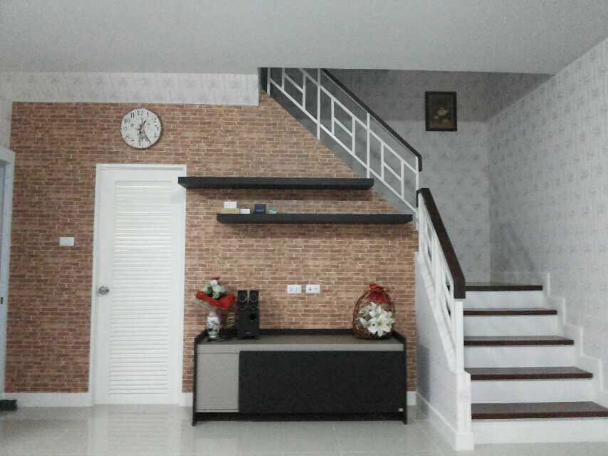 ขายด่วน ขายถูก ขายจริง บ้านแฝด 2 ชั้น โครงการบ้านฟ้าปิยะรมย์ (เนตโต้) ลำลูกกาคลอง 6 สไตล์บ้านเดี่ยว (ไม่มีตัวเชื่อมบ้านต่อบ้านให้รำคาญตา) ราคา 2.99 ล้าน บาท ตกแต่งสวยพร้อมอยู่
