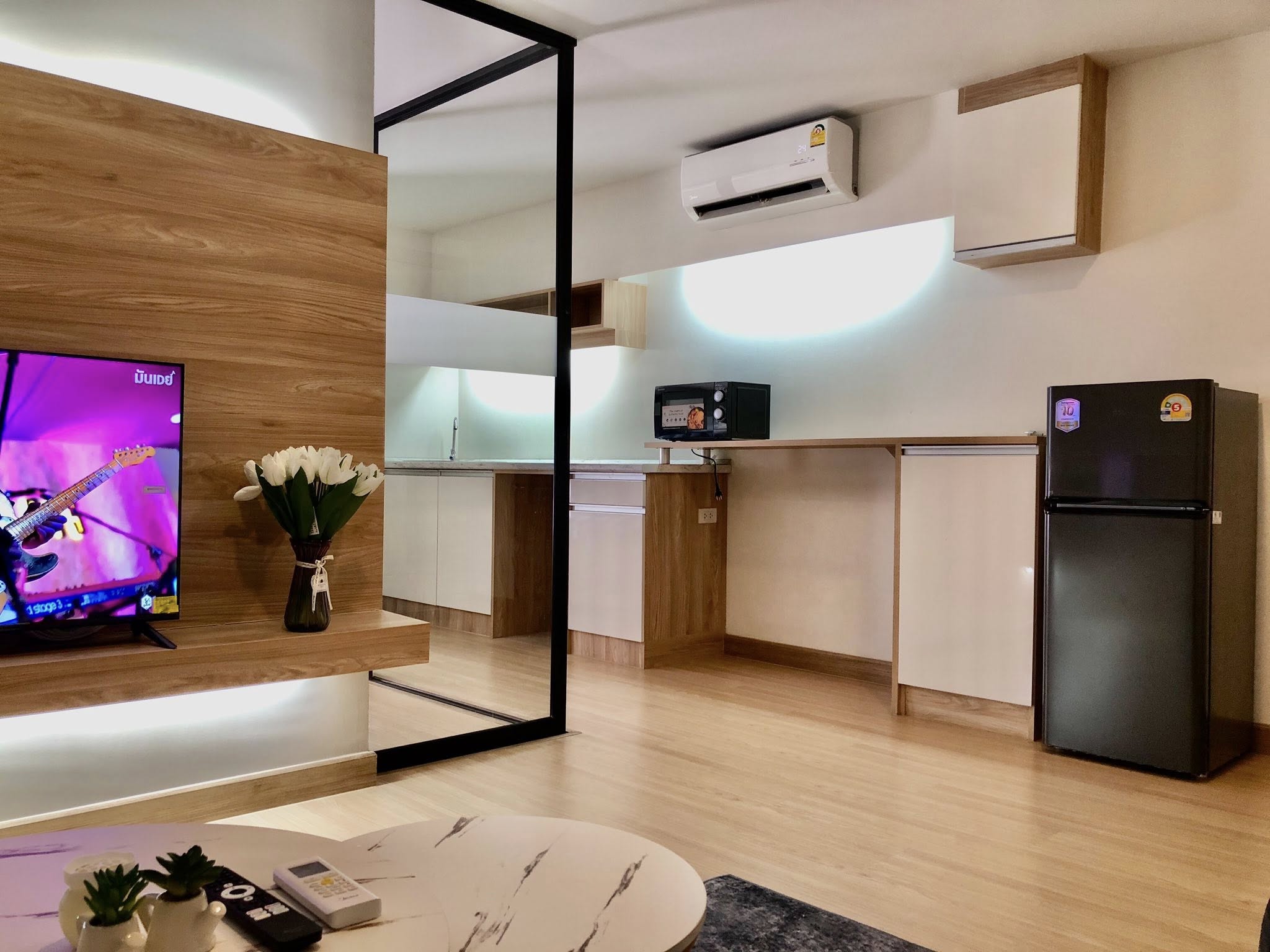 ให้เช่าคอนโด เลเวล คอนโด บางนา / For Rent Level Condo Bang Na (English below)