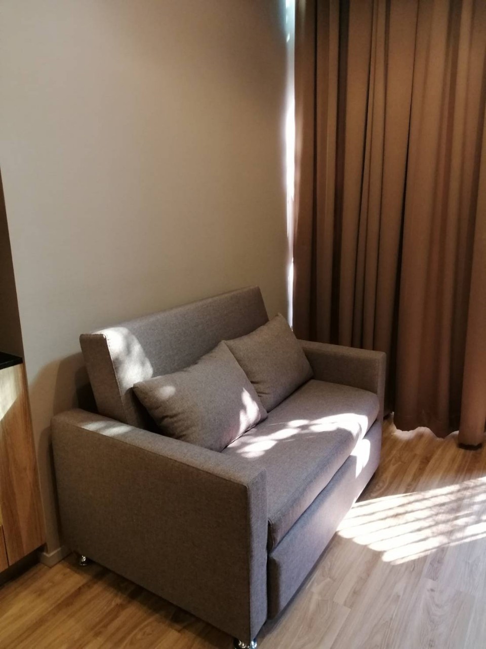 ให้เช่าคอนโด Blossom Condo @ Sathorn - Charoenrat (บลอสซั่ม คอนโด สาทร-เจริญราษฎร์ แบบ 1 ห้องนอน 1 ห้องน้ำ ขนาด30 ตรม อาคาร A