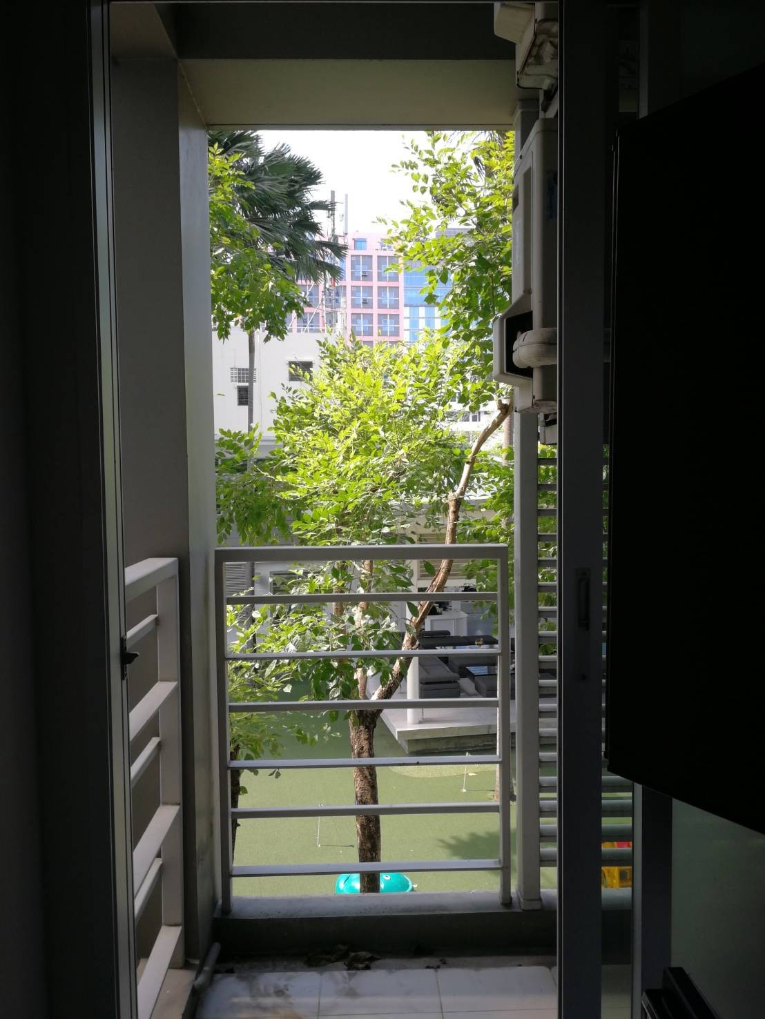 ขายด่วนคอนโด 1 ห้องนอน 40 ตรม โครงการ The Room Ratchada-Ladprao (เดอะ รูม รัชดา-ลาดพร้าว 1 ห้องนอน 1 ห้องน้ำ ขนาด 40 ตรม ตึก B