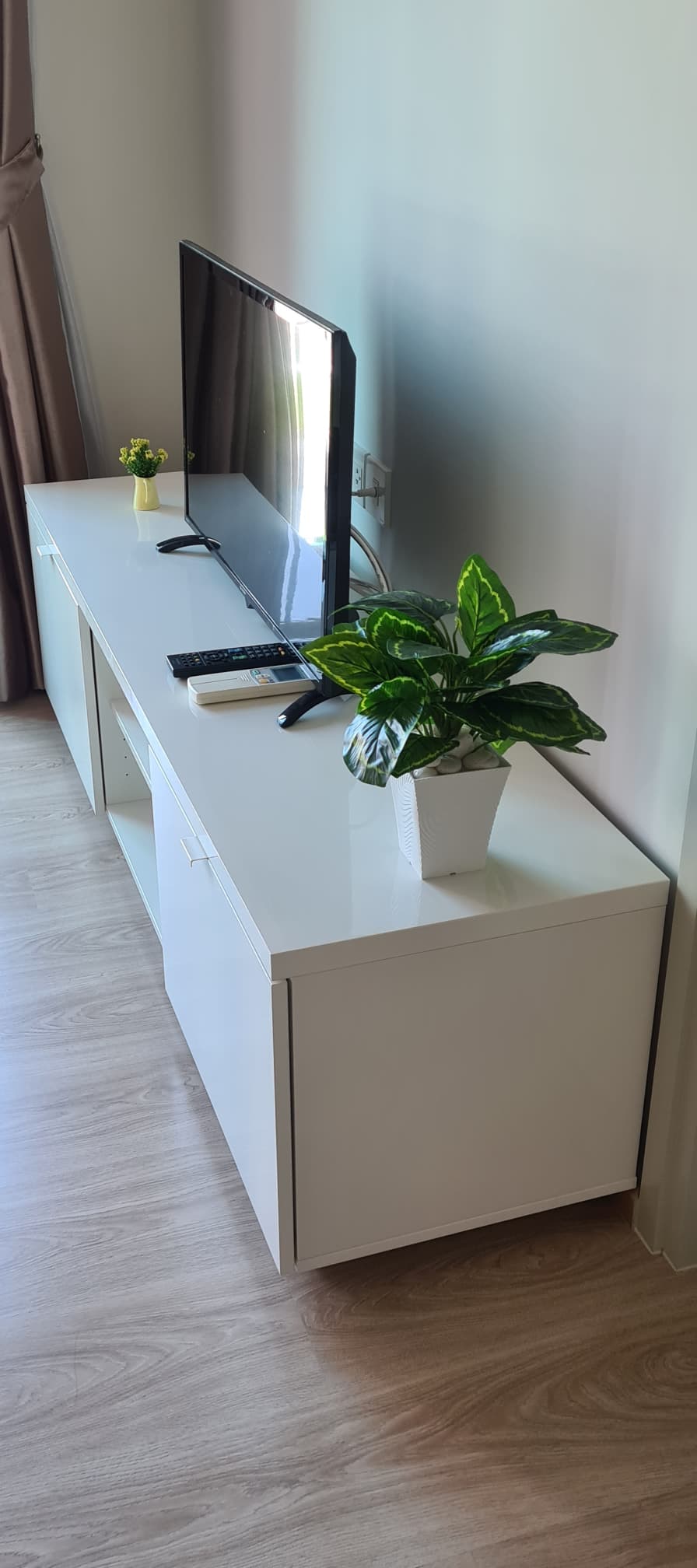 🏙️ ให้เช่าคอนโด โนเบิล รีวอลฟ์ 1 รัชดา (Noble Revolve 1 Ratchada) 📍 ติด MRT ศูนย์วัฒนธรรม ใจกลางรัชดา เดินทางสะดวกสุดๆ