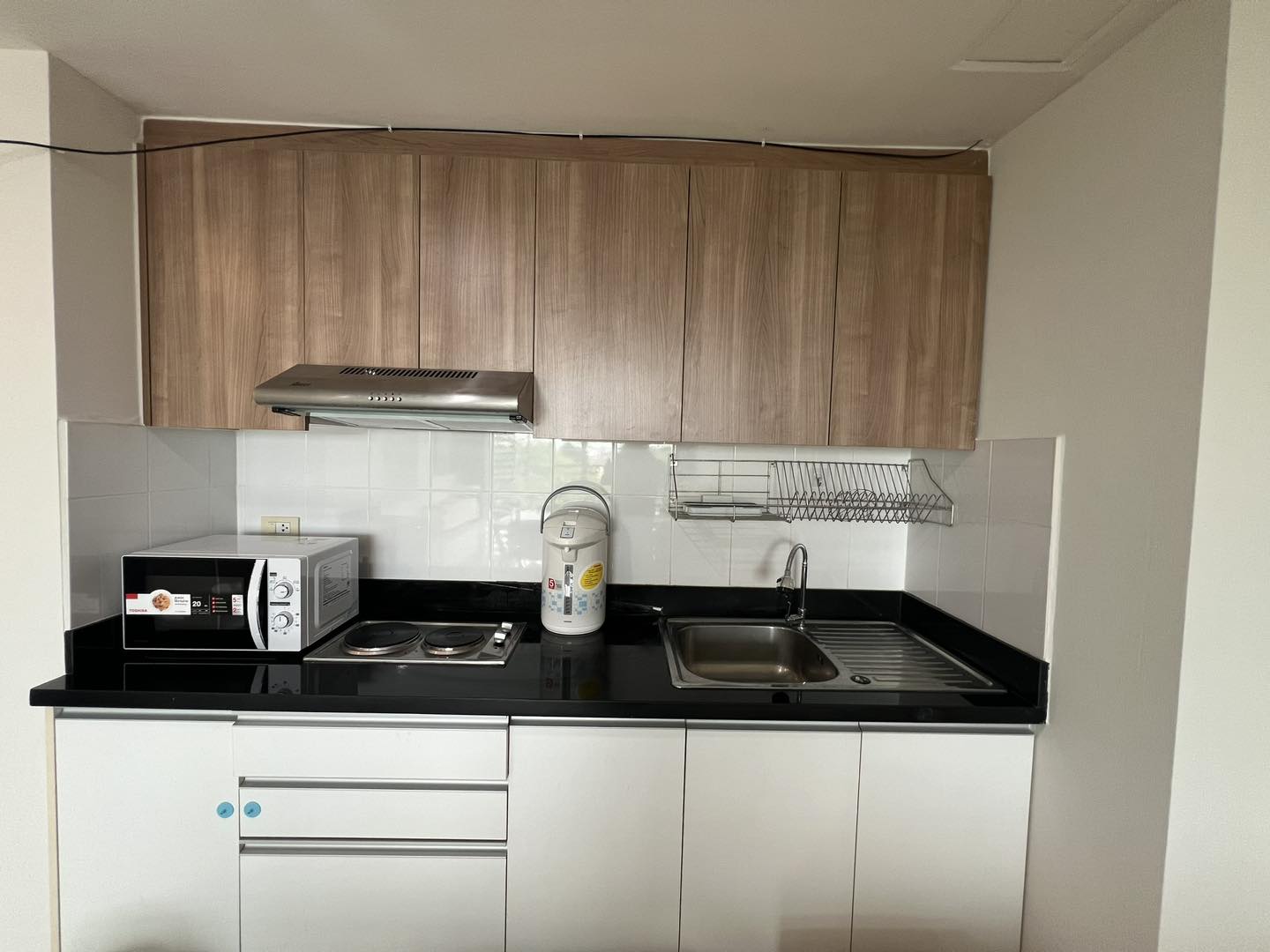 🔥 ขายด่วน! คอนโด Family Life รัชดา 36 ห้องใหญ่ 3 นอน 2 น้ำ 90 ตร.ม. วิวคลองสวย ฟรีที่จอดรถ! ใกล้ MRT ลาดพร้าว เพียง 3.99 ล้านบาท! 🔥