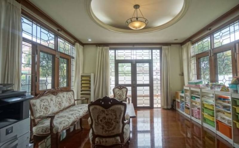 ขาย / ให้เช่าบ้านเดี่ยว 2 ชั้น ติดถนนพุทธมณฑล สาย 1 หมู่บ้านมหาดไทย 1 ขนาด 101 ตรว 4 ห้องนอน 5 ห้องน้ำ