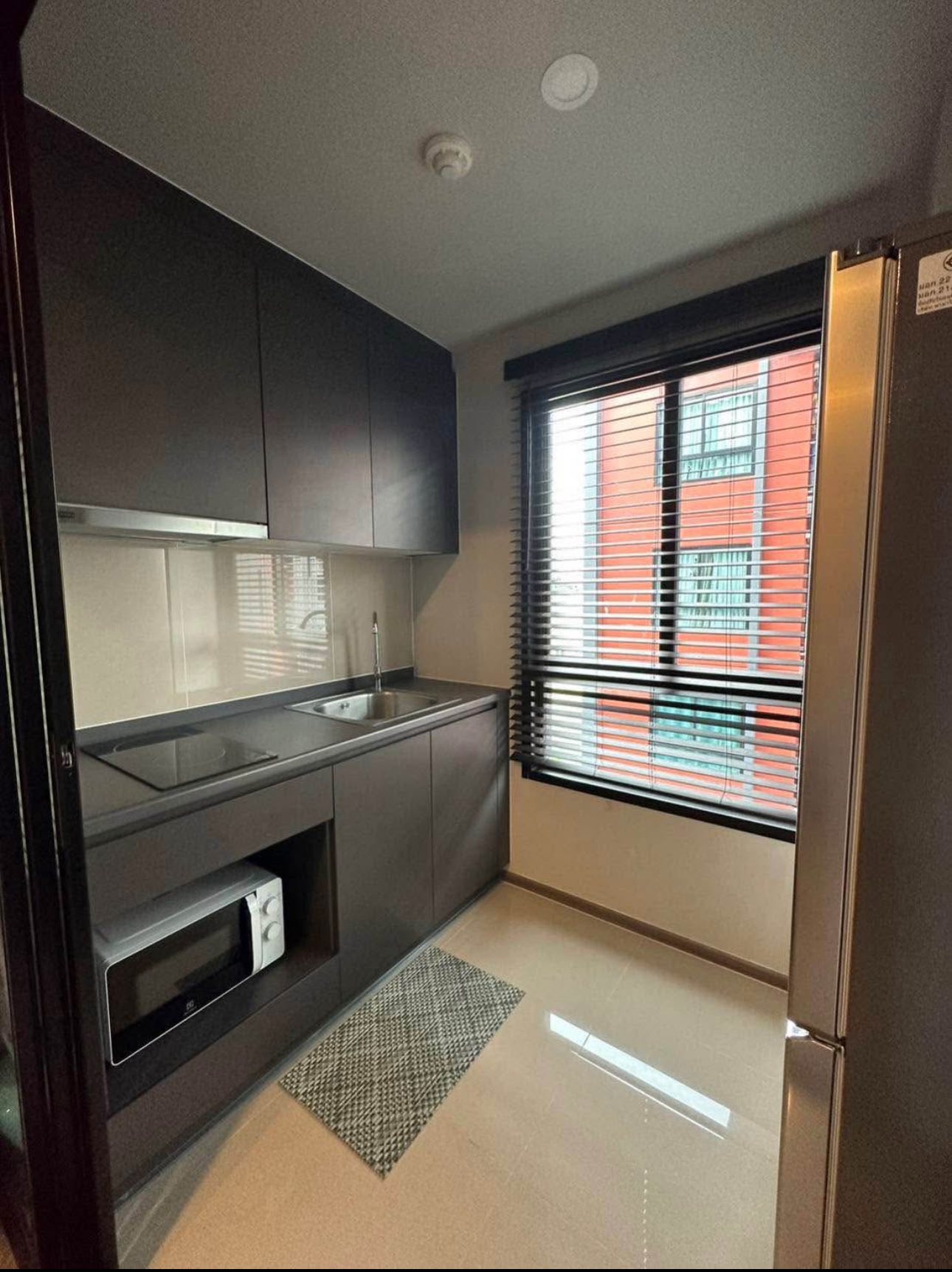 🌟 ให้เช่าคอนโด Monte Rama 9 (มอนเต้ พระราม 9) 🌟 🚆 ใกล้รถไฟฟ้าสายสีส้ม สถานีรามคำแหง 12 เพียง 200 เมตร