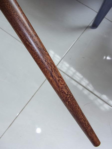 ไม้มงคลหายาก. ไม้ตะพด(ไม้แก่นมะขาม) ท่อนเดียวยาวตลอด ลายสวย ยาว 89.5ซม.