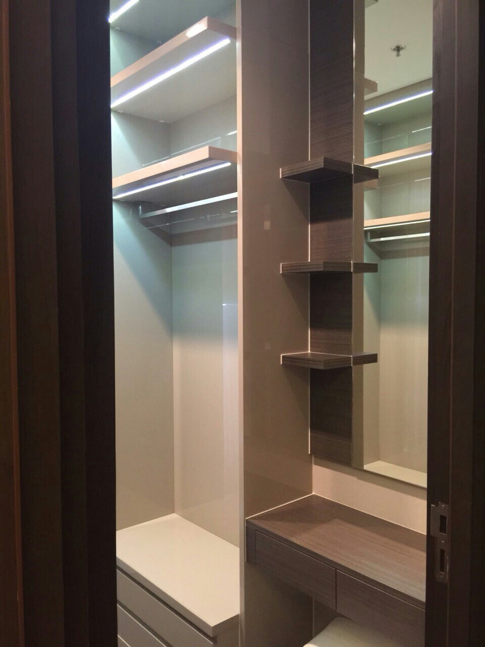 ให้เช่าคอนโด Ivy Ampio 2 ห้องนอน 2 ห้องน้ำ พื้นที่ 75ตรม. ชั้น 22 เฟอร์นิเจอร์ครบ พร้อมเข้าอยู่ ราคาเช่า 45,000 บาท/เดือน