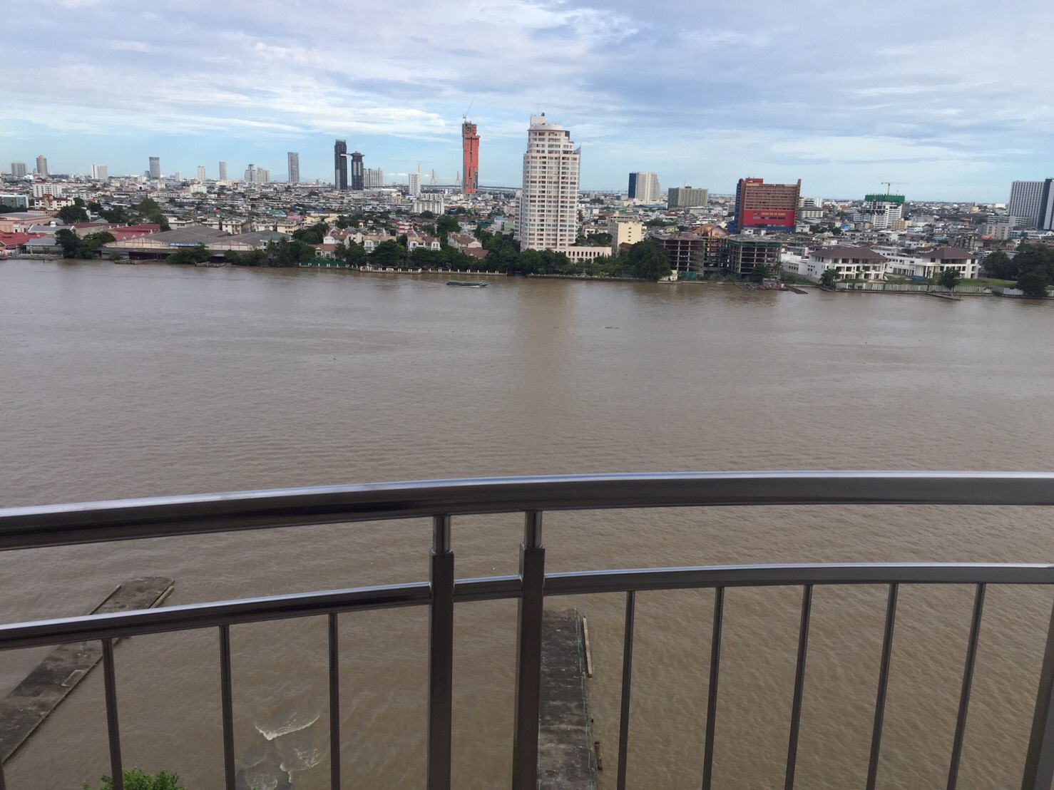 ขายคอนโด Supalai River Resort (ศุภาลัย ริเวอร์ รีสอร์ท) 2 ยูนิต River view opposite Asia tique 3 ห้องนอน