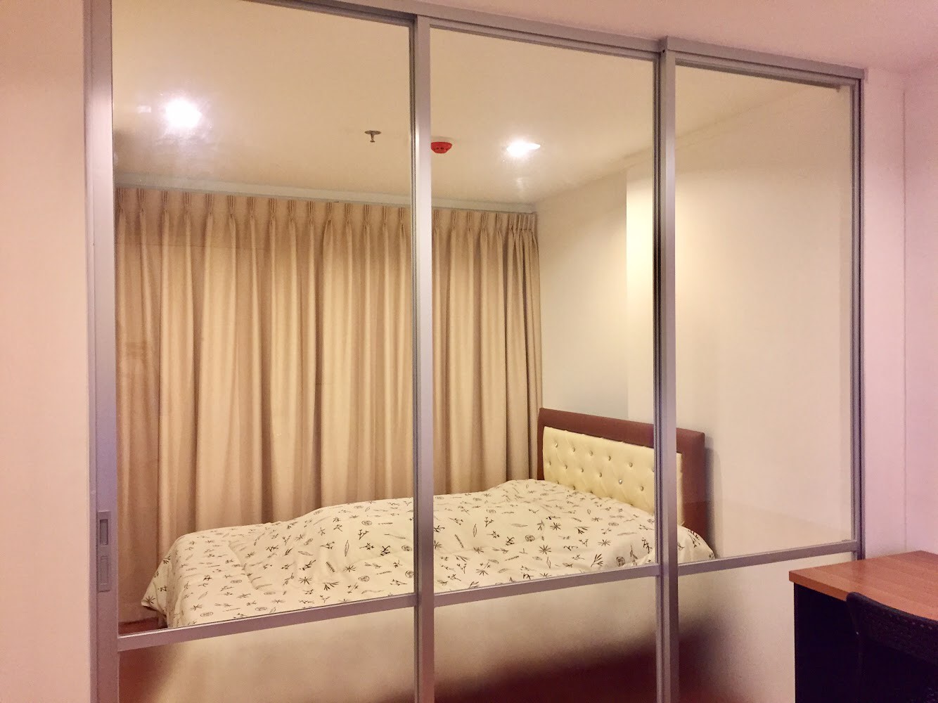 ขายคอนโด Lumpini Park Rattanathibet (ลุมพินี พาร์ค รัตนาธิเบศร์) 1 ห้องนอน 1 ห้องน้ำ ตึก A ชั้น5 ขนาดห้อง 26.11 ตรม.