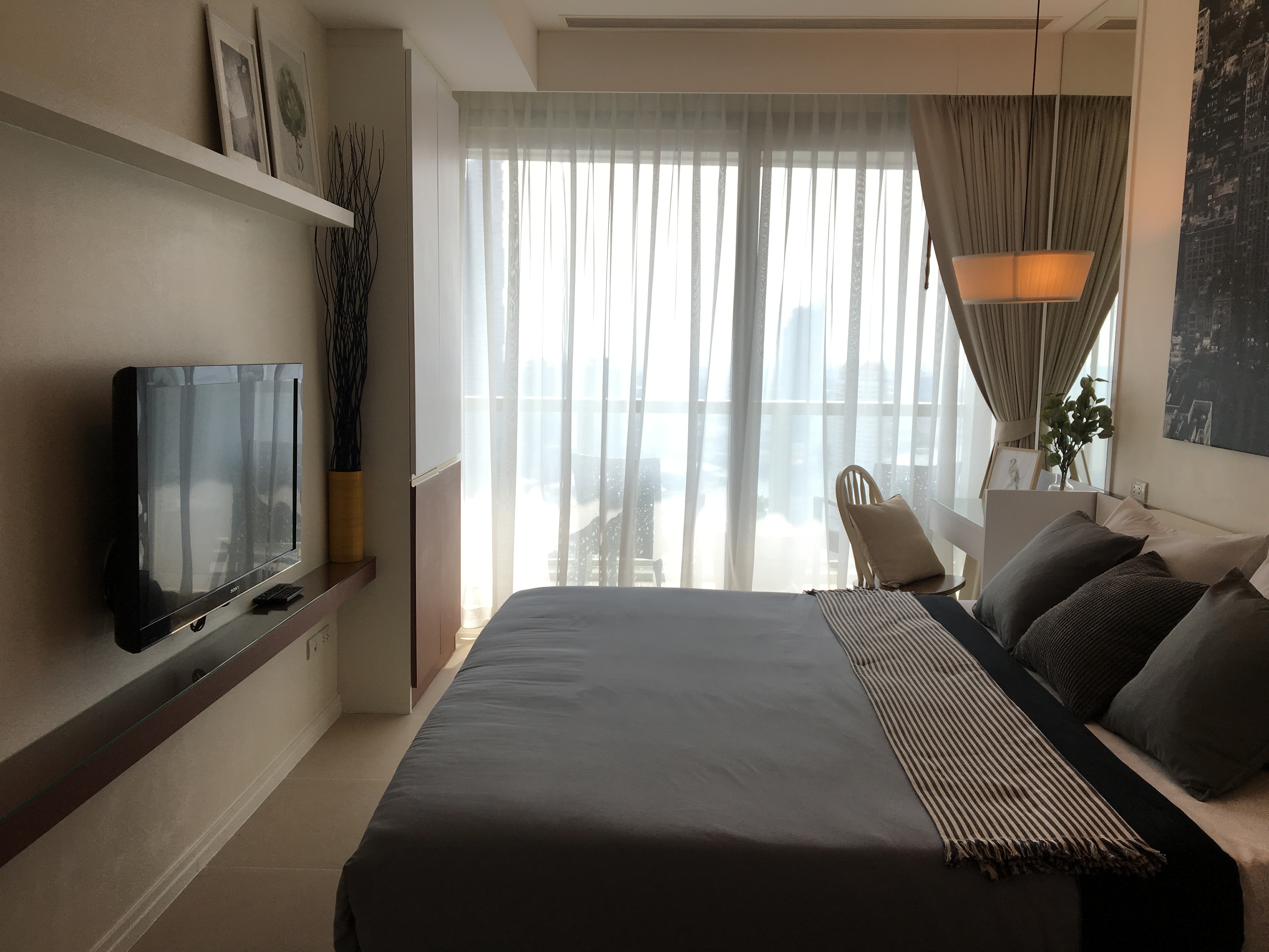 ขายคอนโด คอนโด เดอะ ริเวอร์ เจริญนคร / THE RIVER CHAROENNAKORN โครงการใกล้สะพานตากสิน