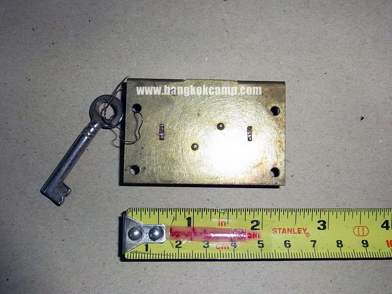 กุญแจลิ้นชัก เยอรมัน ตราตา Made in Germany. ใหม่เก่าเก็บ