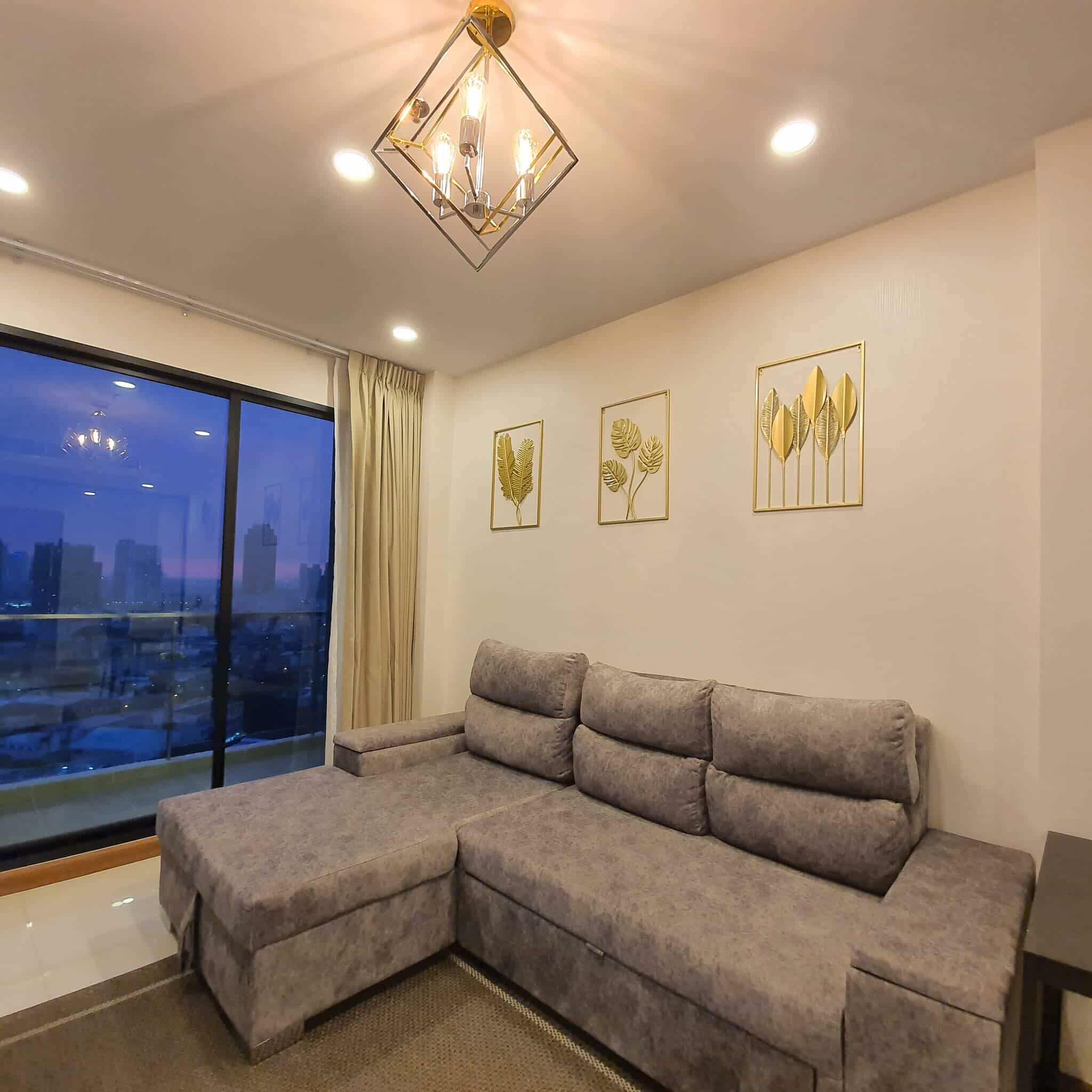 ð āđāļŦāđāđāļāđāļēāļāļāļāđāļ Supalai Premier Charoen Nakhon (āļĻāļļāļ āļēāļĨāļąāļĒ āļāļĢāļĩāđāļĄāļĩāļĒāļĢāđ āđāļāļĢāļīāļāļāļāļĢ) āļ§āļīāļ§ ICONSIAM āļŠāļļāļāļāļĨāļąāļ