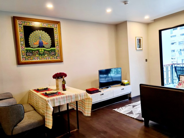 ขาย / เช่าคอนโด Na Vara Residence (ณ วรา เรสซิเดนซ์) หลังสวน(Freehold) ชั้นเพนท์เฮ้าส์ พร้อมเฟอร์นิเจอร์พรีเมียมครบชุด