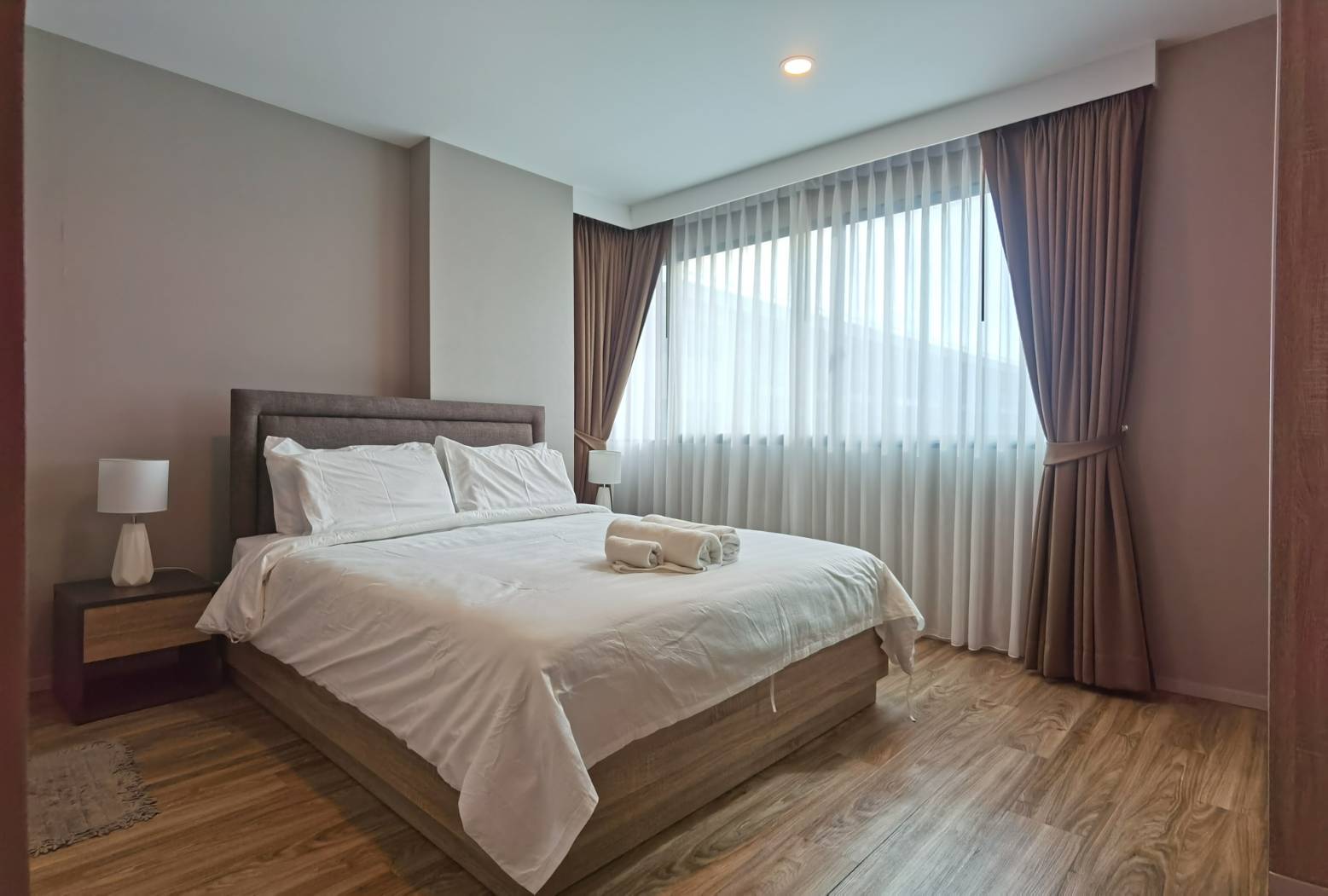ให้เช่าคอนโด Blossom Condo @ Sathorn - Charoenrat (บลอสซั่ม คอนโด สาทร- -เจริญราษฎร์ 2 ห้องนอน ขนาด 63 ตรม