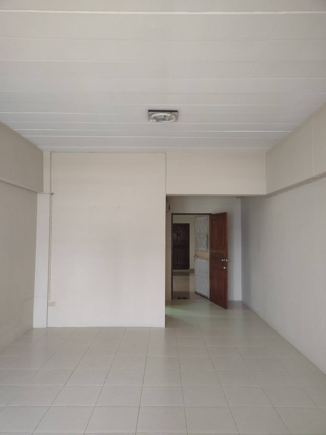 ขายคอนโด หนึ่ง คอนโด รัตนาธิเบศร์ Nung Condo Rattanathibet ห้อวสตูดิโอ ขนาด 40 ตรม ชั้น 12 ห้องเปล่า ฯ พื้นปูกระเบื้อง บรรยากาศดี