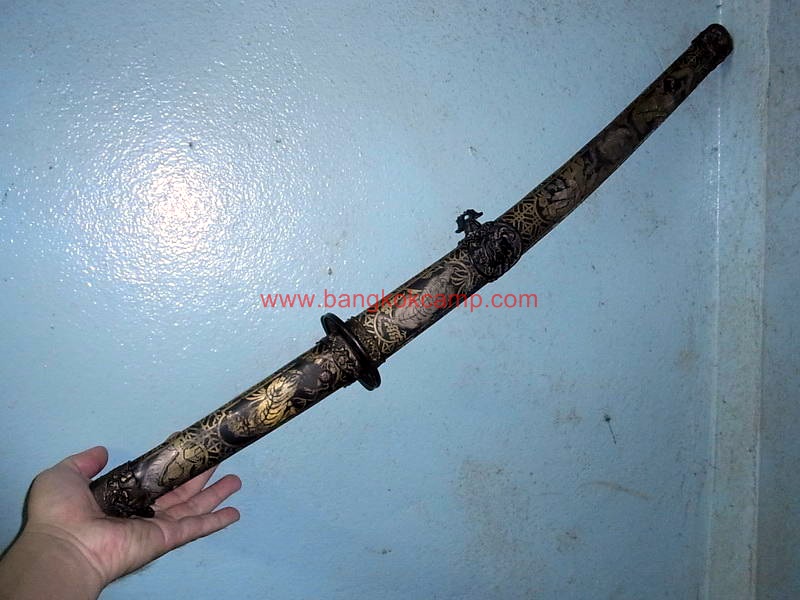 ดาบซามูไร ลายเสือ ขนาดกลาง ใบมีดเป็นเหล็กลาย (ใบมีดดามัสกัส)