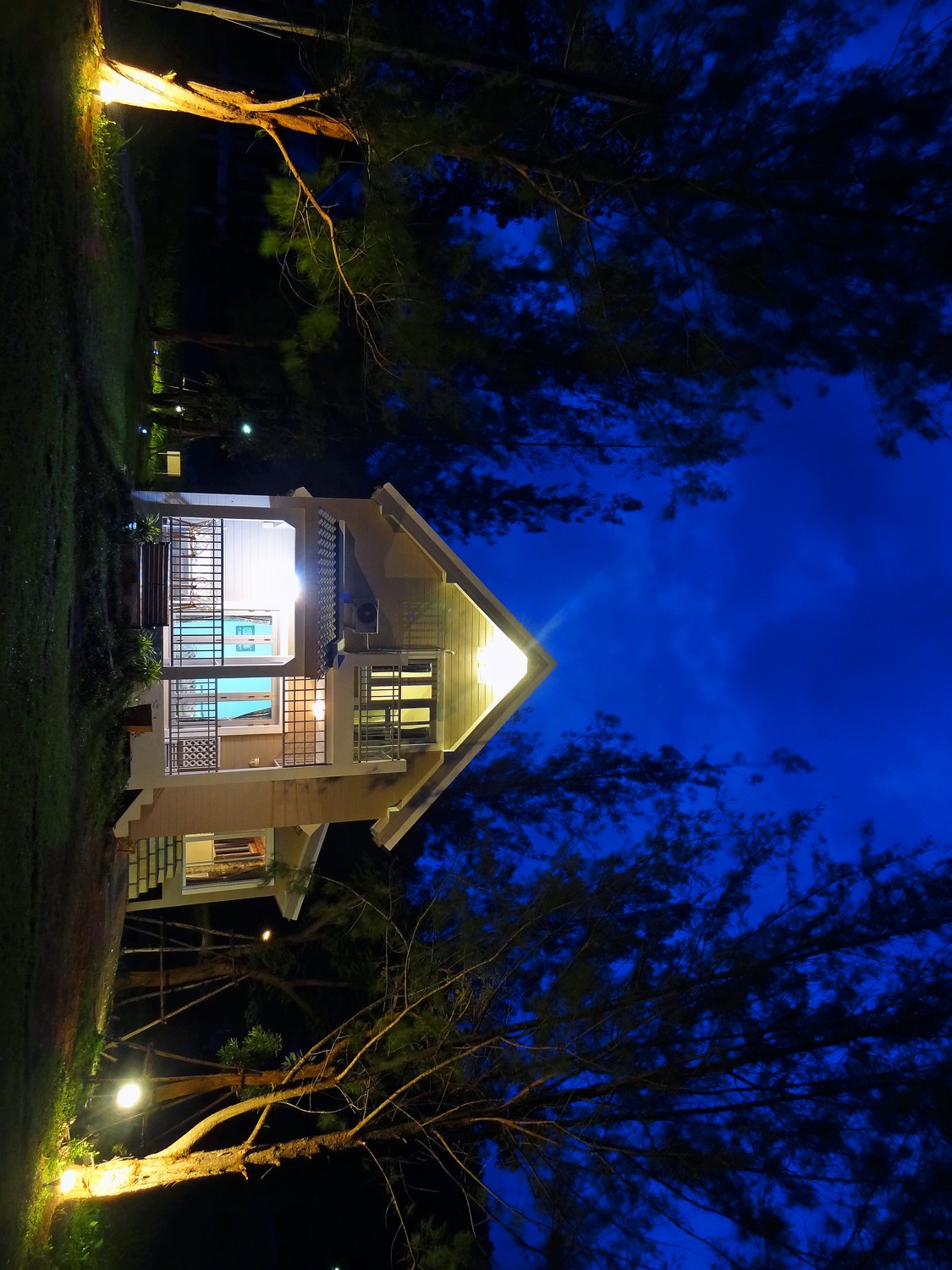 รหัสทรัพย์ 32240 ให้เช่า / ขาย บ้านเดี่ยว 2 ชั้น ใน Brookside Valley Rayong ใกล้ทะเลสาบ ( เดินแค่ 20 วินาที ) เนื้อที่ 105 ตรว. 3 ห้องนอน 2 ห้องน้ำ โซฟาสามารถปรับเป็นเตียงนอนได้