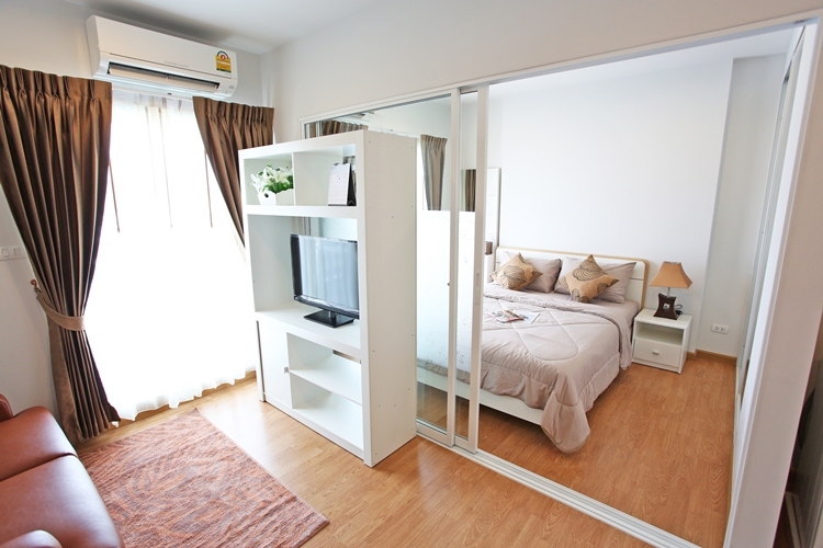 คอนโด พาร์คแลน @ รัชดา – วงศ์สว่าง The Parkland Ratchada-Wongsawang มีห้องให้เลือกหลายห้อง ราคาค่าเช่าตั้งแต่ 12,000 – 15,000 บาท/เดือน ห้องสตูดิโอ 1 ห้องนอน ชั้น วิว เลือกได้ตามต้องการ