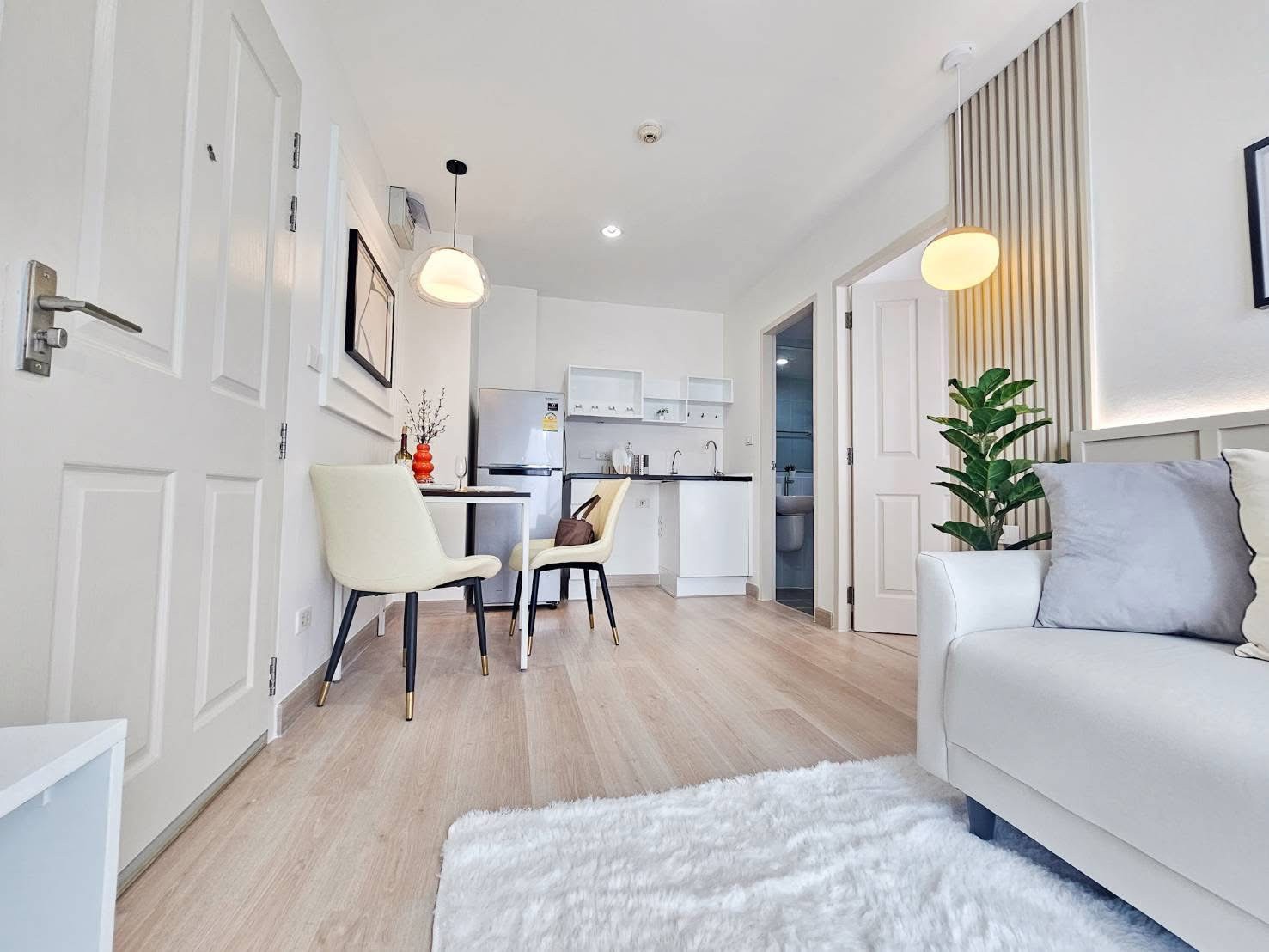 ขายคอนโด ฮอลล์มาร์ค งามวงศ์วาน / For Sale Hallmark Ngamwongwan (English below)