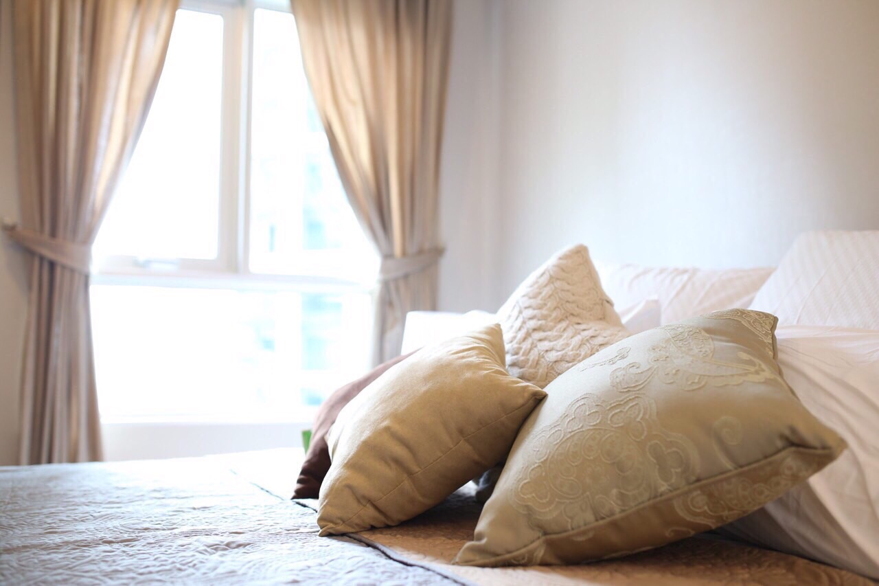 ให้เช่าคอนโด Belle Grand Condo เซ็นทรัลพระราม9 2 ห้องนอน 1 ห้องน้ำ 1ห้องนั่งเล่น ห้องครัว 70 ตรม. ( Private zone ) ตึก D ชั้น 24