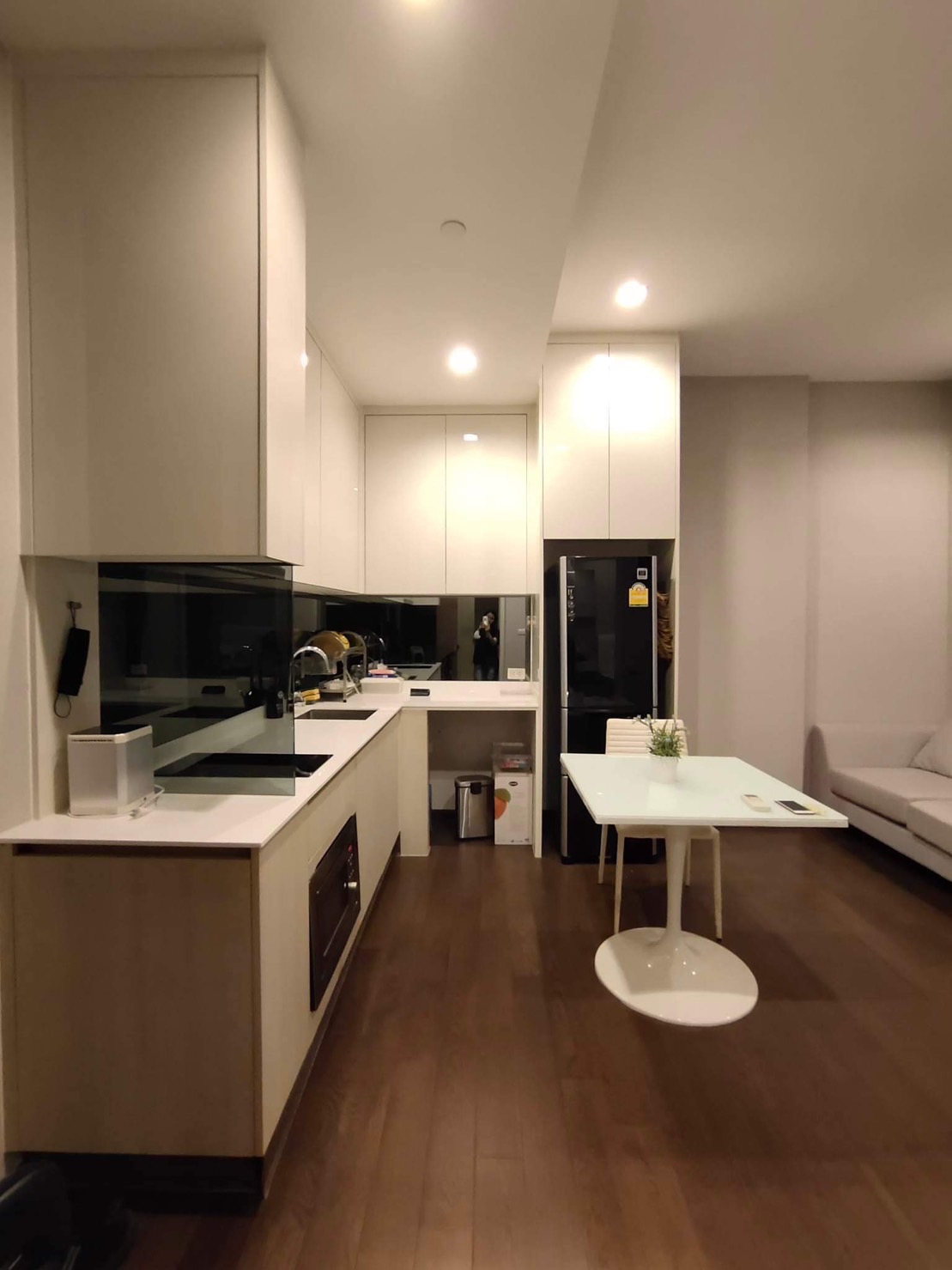 ขาย / เช่า คอนโด Q Asoke (คิว อโศก) 1 ห้องนอน 1 ห้องน้ำ ขนาด 37 ตรม ชั้น 10 ห้อง 1678/25 ห้องตกแต่งครบพร้อมอยุ่ ราคาเช่า 22000 บาท