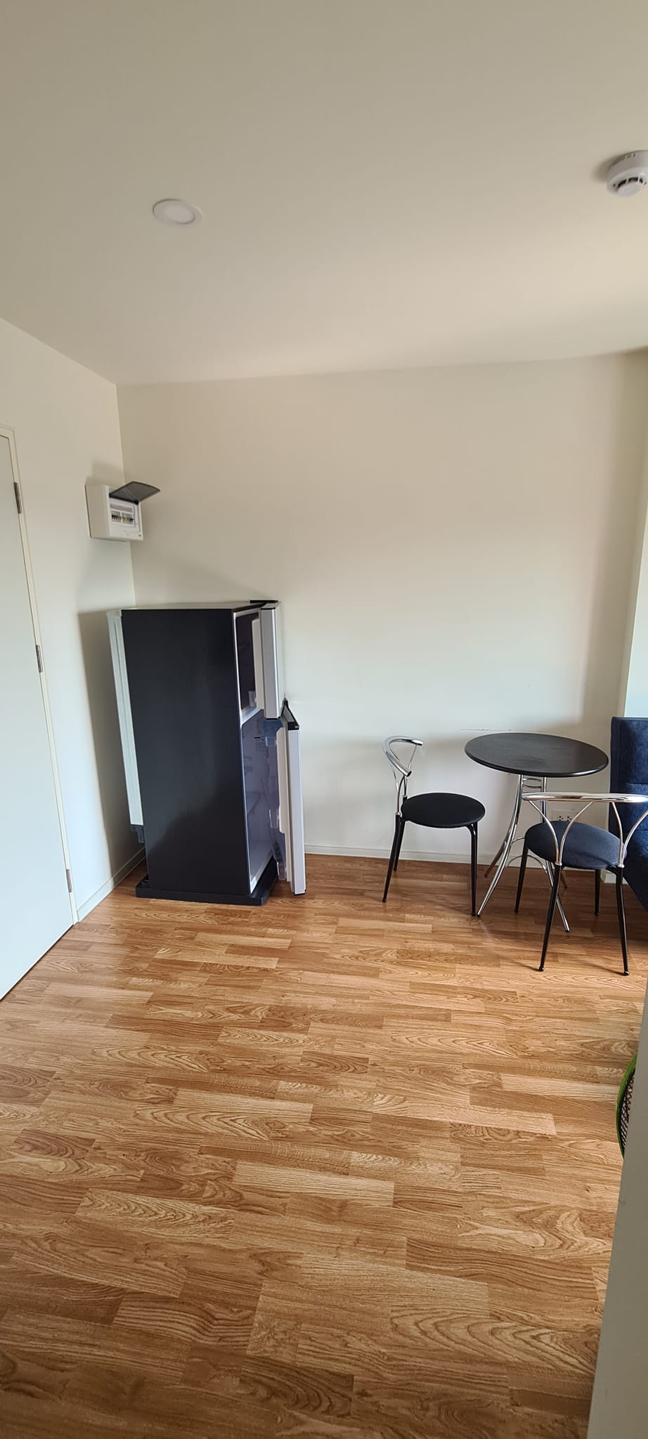 ให้เช่าคอนโด Lumpini Ville Sukhumvit 76 - Bearing Station 2 (ลุมพินี วิลล์ สุขุมวิท 76 - แบริ่ง สเตชั่น 2) ใกล้BTS แบริ่ง และ รถไฟฟ้า BTS สำโรง มีรถโครงการ Shuttle Bus รับ-ส่ง ยังBTS