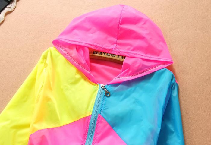fashion เสื้อผ้าร่ม มีฮู้ด สีสะท้อนแสง ชมพู เขียว ฟ้า ใส่กันแดด กันฝน