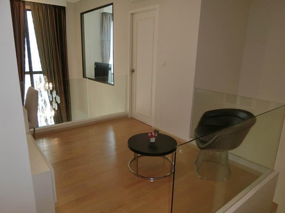 ให้เช่าคอนโด Villa Asoke (วิลล่า อโศก) 1 ห้องนอน 2 ห้องน้ำ ห้อง Duplex ขนาด 80 ตารางเมตร