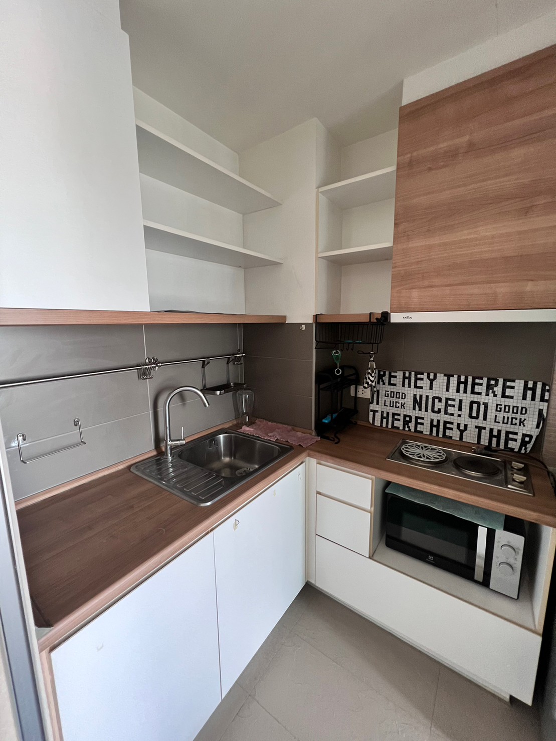 ให้เช่าคอนโด ยู ดีไลท์ เรสซิเดนซ์ พัฒนาการ–ทองหล่อ / For Rent U Delight Residence Pattanakarn–Thonglor (English below)