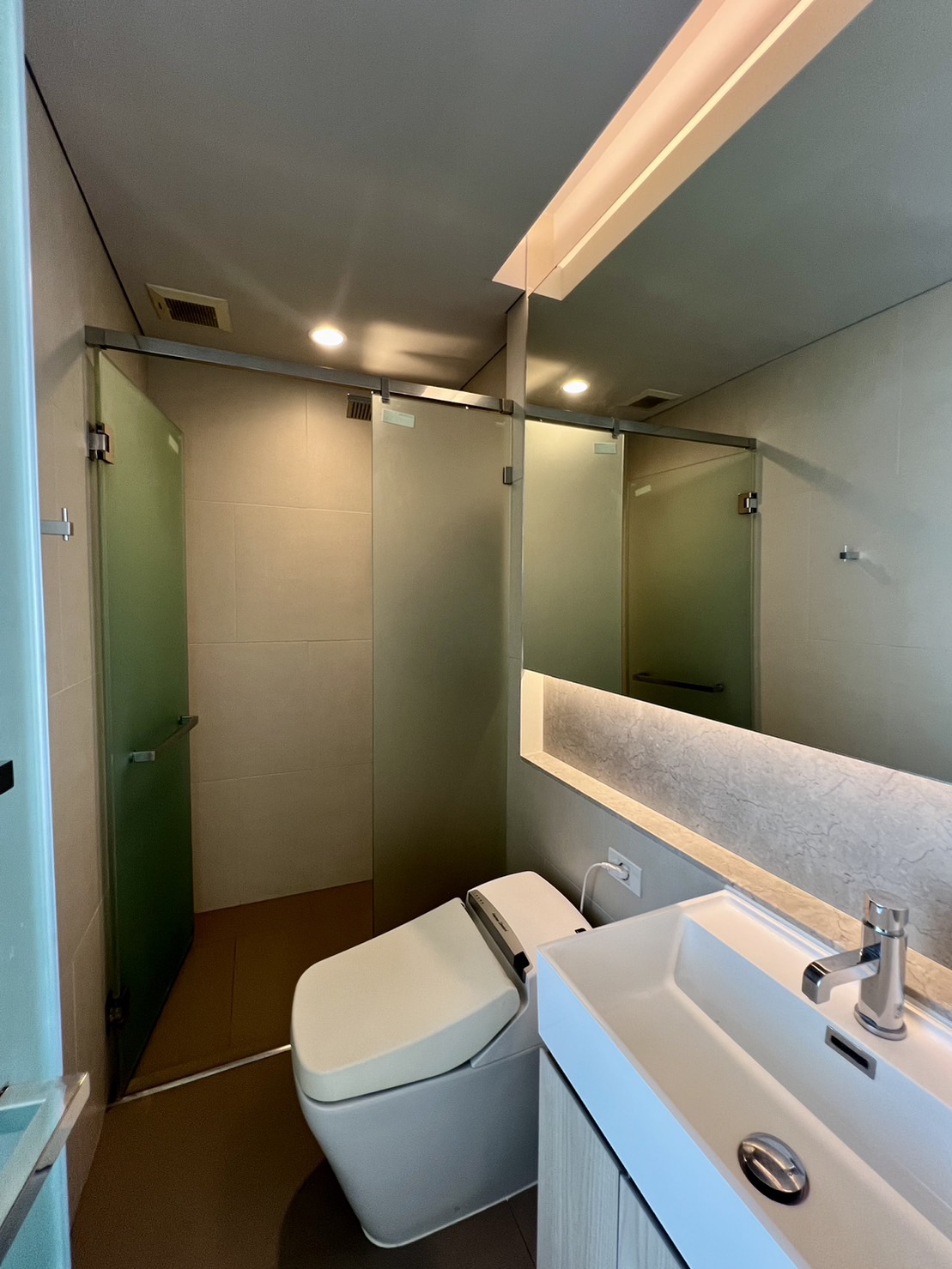 ให้เช่าคอนโด Park 24 (พาร์ค 24) 2 ห้องนอน 2 ห้องน้ำ ชั้น 19 ขนาด 54 ตรม ห้องมุม ห้องแต่ครบพร้อมเข้าอยู่