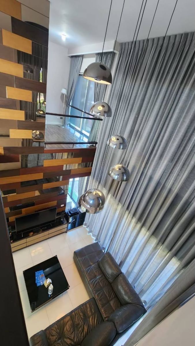 ให้เช่า บ้านเดี่ยว 3 ชั้นหรู ใหญ่ หมู่บ้าน ลุมพินี สวนหลวงร 9 ซอยเฉลิมพระเกียรติ 40/1 หนองบอน ประเวศ กรุงเทพ ห้องนอนใหญ่มาก