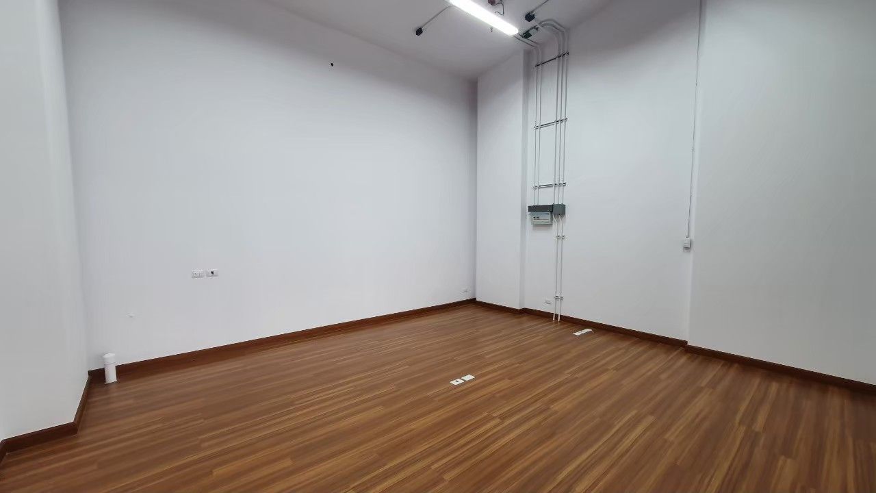 ให้เช่าร้านค้า Shop ที่หน้า lobby คอนโดศุภาลัย พรีเมียร์ เจริญนคร Supalai Premier Charoen Nakhon ห้องเลขที่ 198/1 (แบบ Money Maker) 32 ตรม.