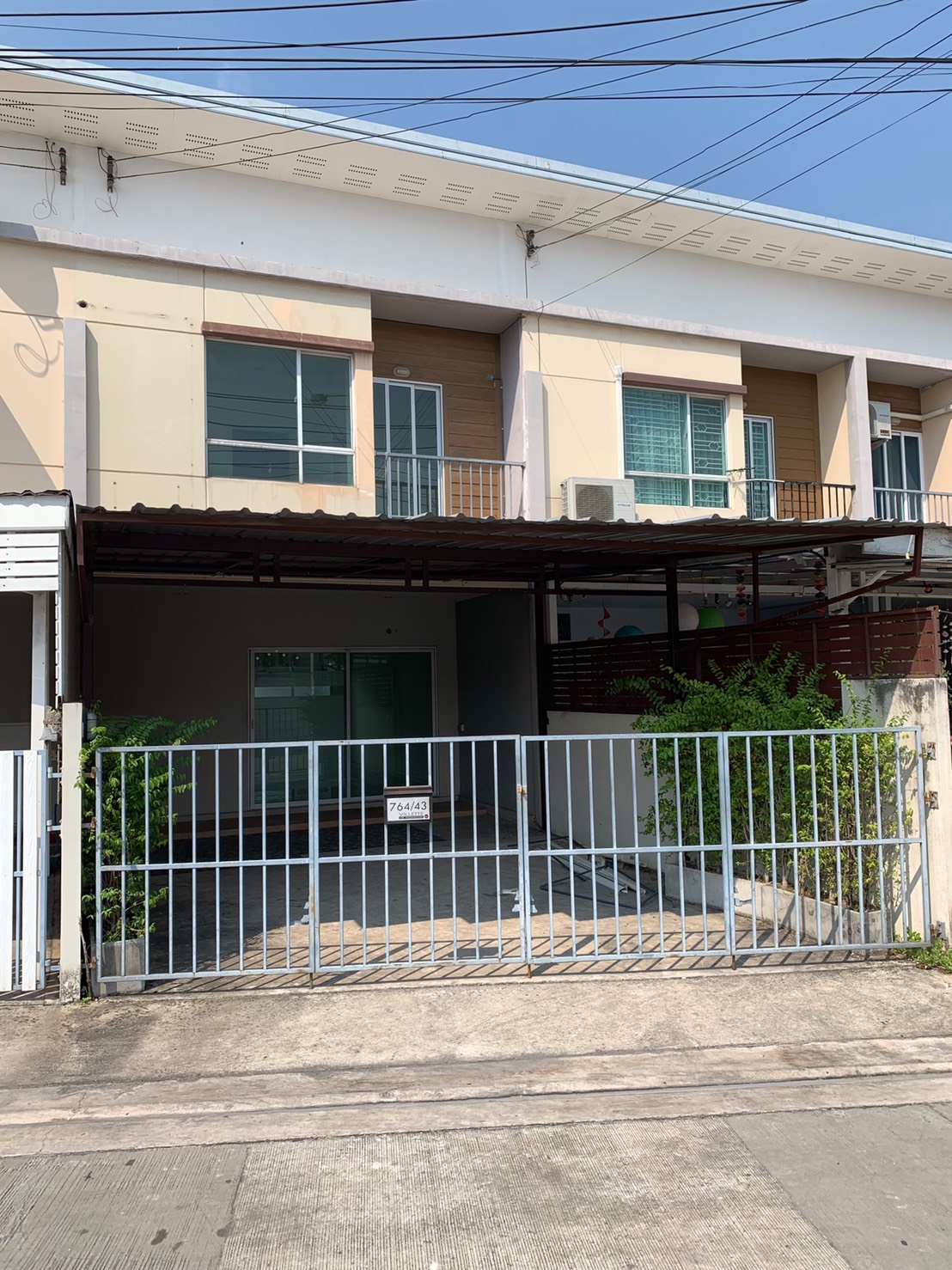 ให้เช่าทาวน์เฮ้าส์ 2 ชั้น หมู่บ้านวิลเลต ไลท์ พัฒนาการ (Villette Lite Pattanakarn 38) แต่งครบพร้อมอยู่ มี 3 ห้องนอน 2 ห้องน้ำ