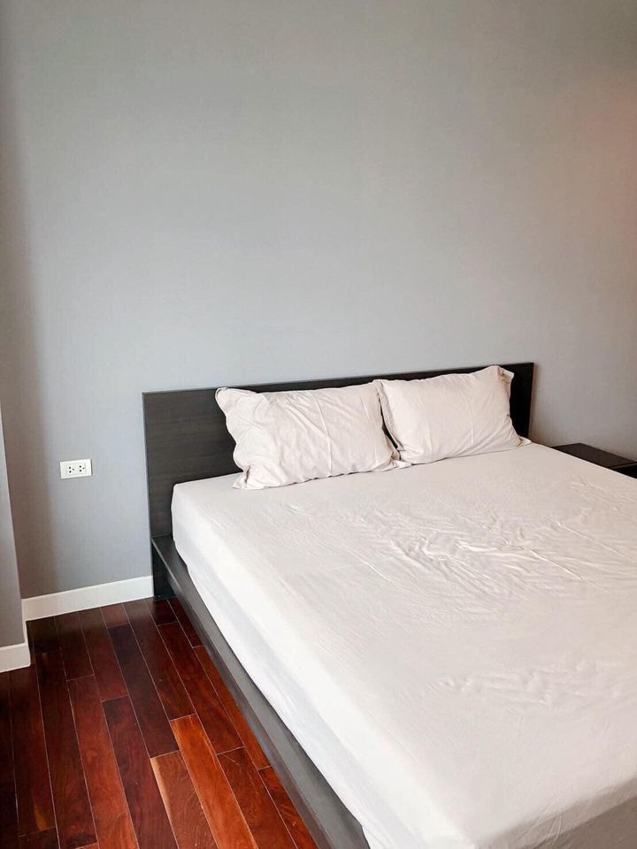 ลดราคาลงจาก 45,0000 เหลือ 35,000 ต่อเดือนให้เช่า Circle Condominium (เซอร์เคิล คอนโดมิเนียม) 2 ห้องนอน 2 ห้องน้ำ ขนาด 75 ตารางเมต