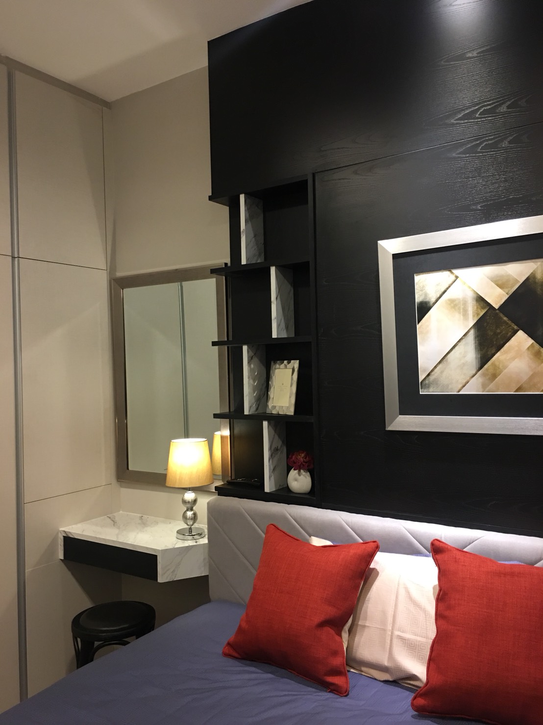 ให้เช่าคอนโด Whizdom Avenue Ratchada - Ladprao ( วิซดอม อเวนิว รัชดา – ลาดพร้าว ) 1 ห้องนอน