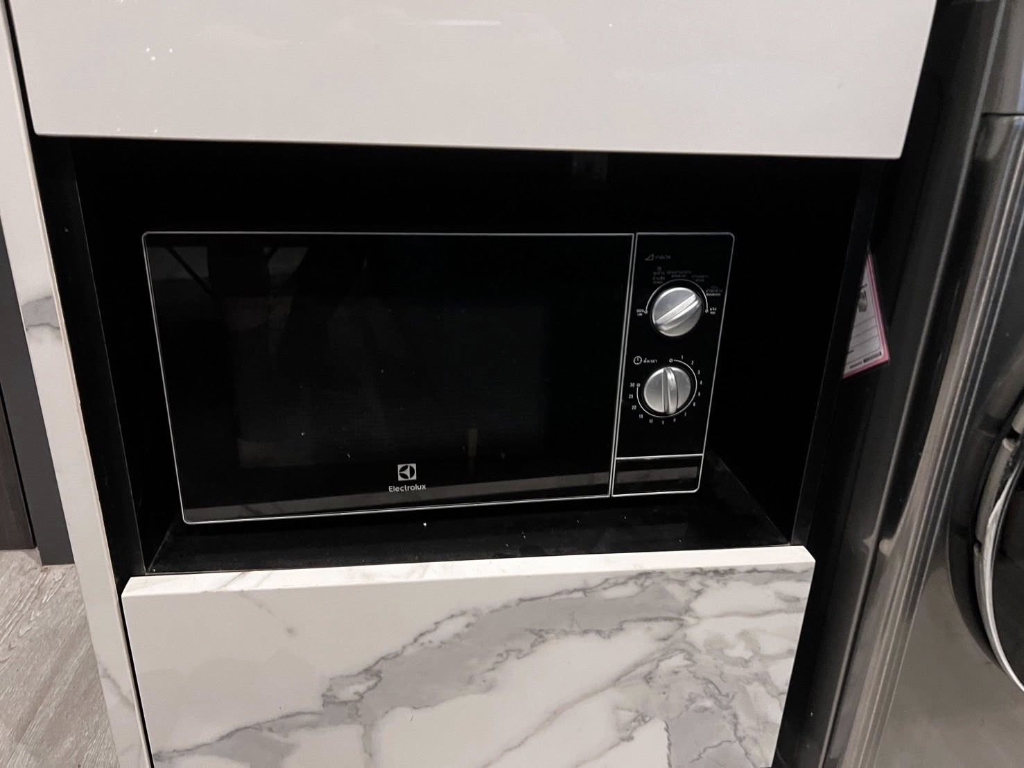 ให้เช่า คอนโด The Line Sukhumvit 101 ทำเลทอง ใกล้ BTS ปุณณวิถี เพียง 250 ม. (เดิน 5 นาทีถึง) + มีรถ Shuttle รับ–ส่งฟรี