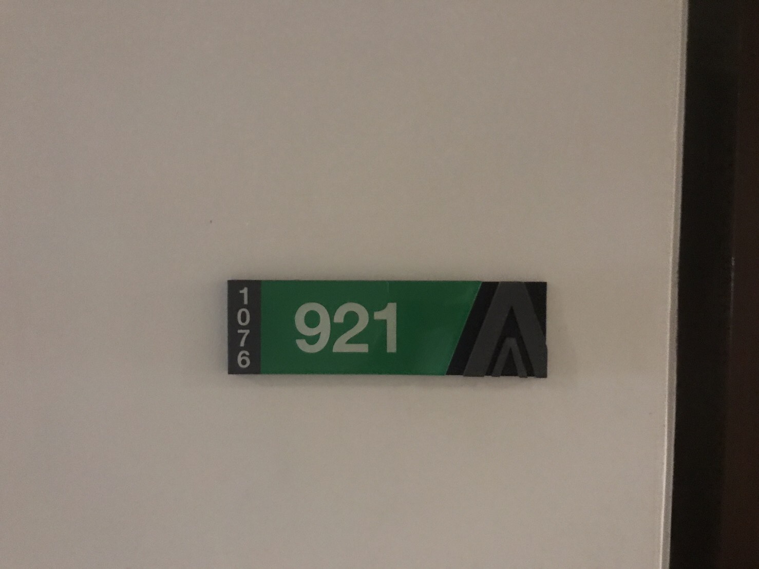 ขายด่วนคอนโด Abstracts Phahonyothin Park (แอ็บสแตร็กส์ พหลโยธิน พาร์ค 1 ห้องนอน 1 ห้องน้ำ ขนาด 44.19 ตรม ชั้น 31 วิว ตึกช้าง